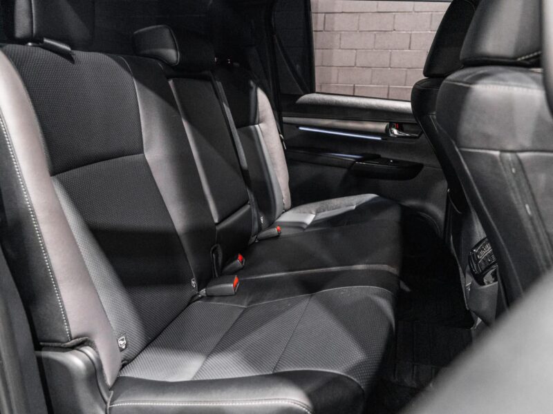 Vehicle Gallery Image