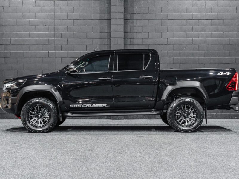 Vehicle Gallery Image