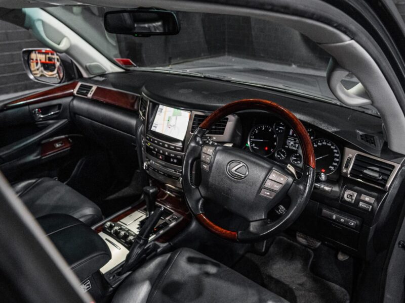 Vehicle Gallery Image