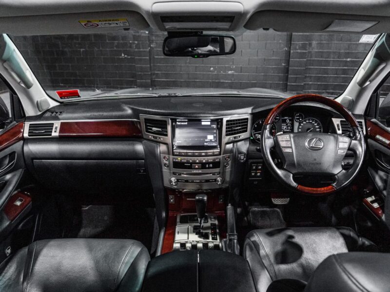 Vehicle Gallery Image