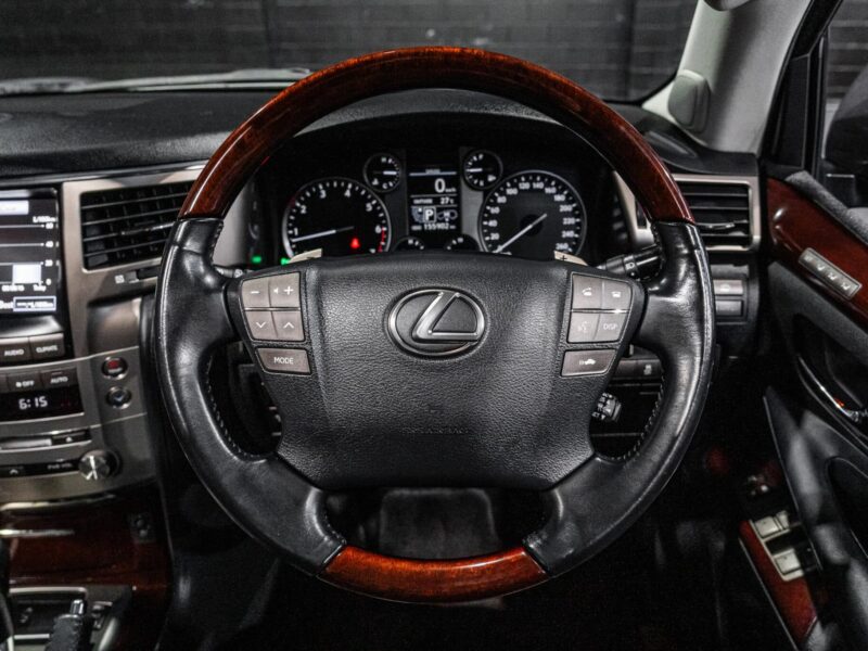Vehicle Gallery Image