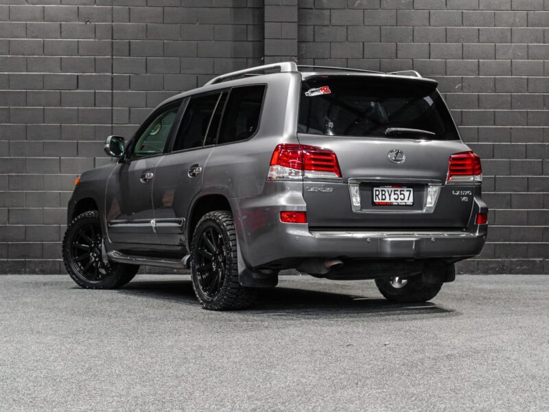 Vehicle Gallery Image
