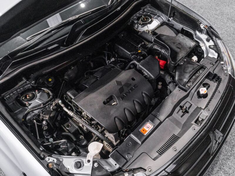 Vehicle Gallery Image