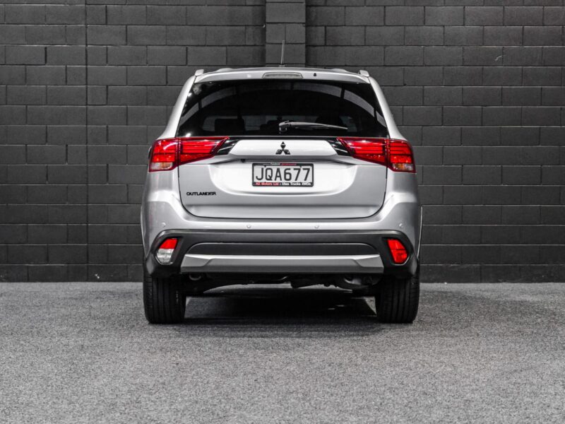 Vehicle Gallery Image