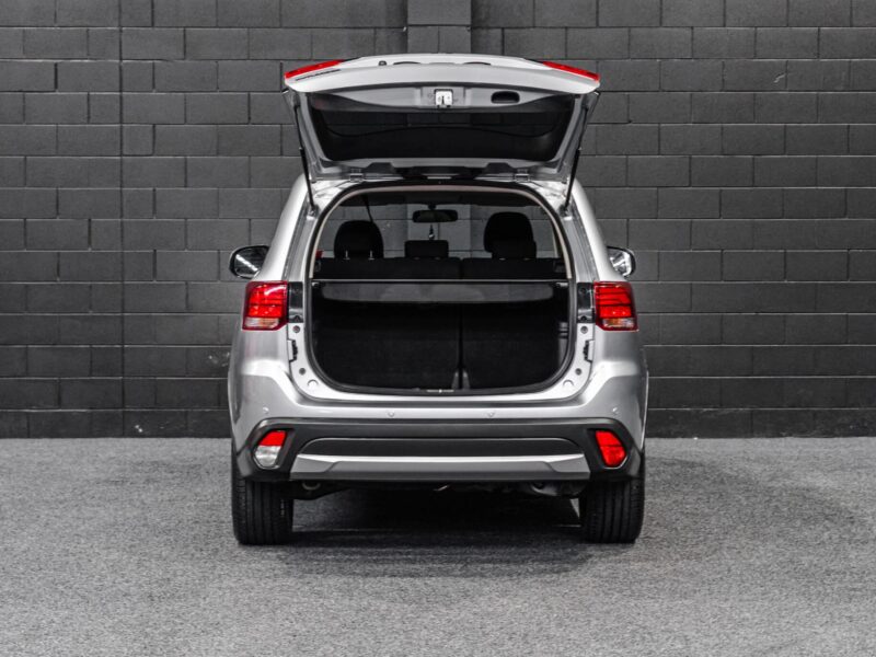 Vehicle Gallery Image