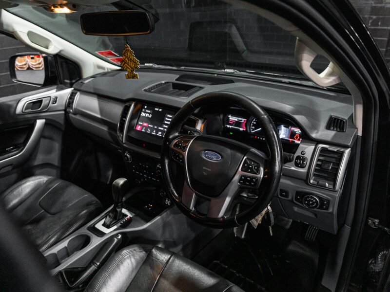 Vehicle Gallery Image