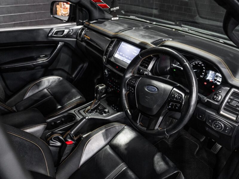 Vehicle Gallery Image