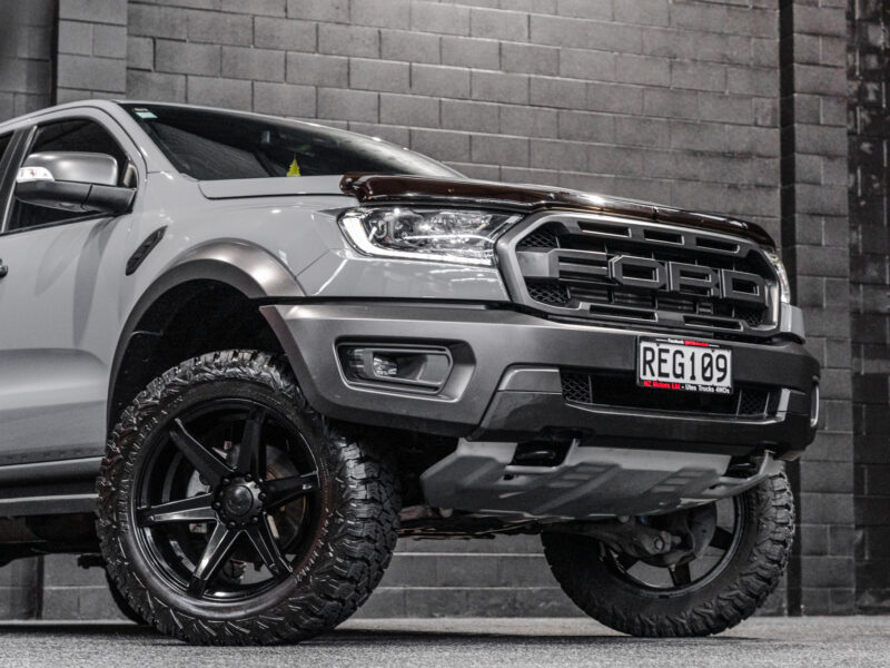 Vehicle Gallery Image