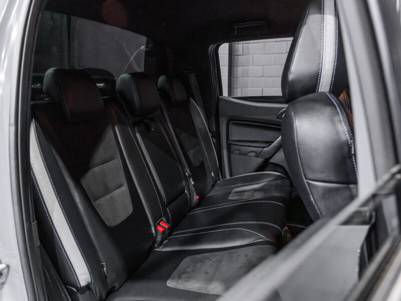 Vehicle Gallery Image