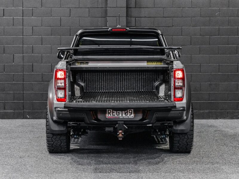 Vehicle Gallery Image