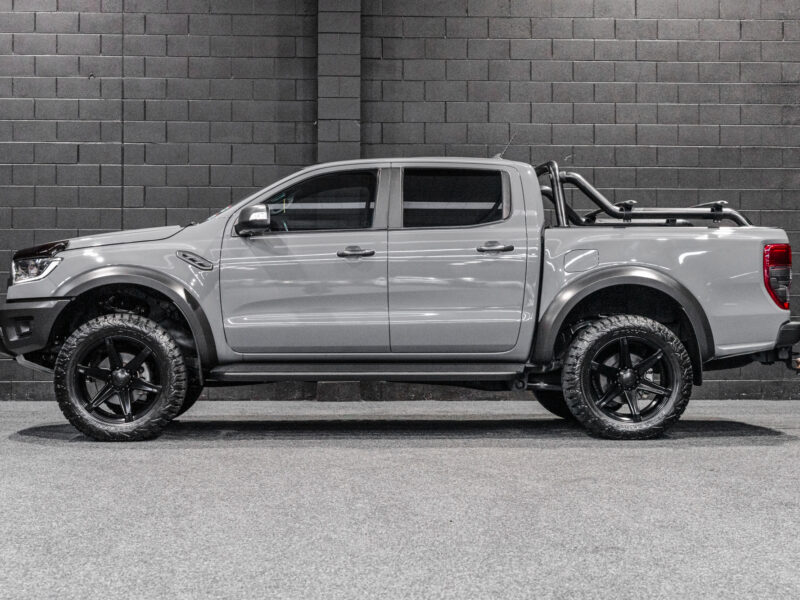 Vehicle Gallery Image