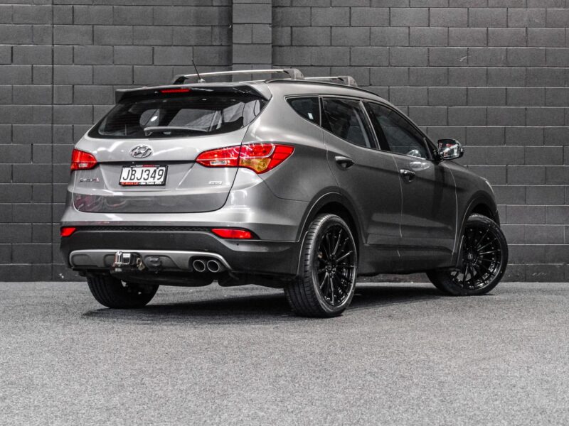 Vehicle Gallery Image