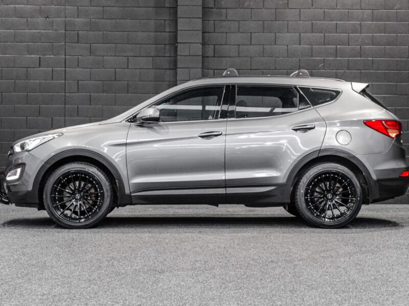 Vehicle Gallery Image