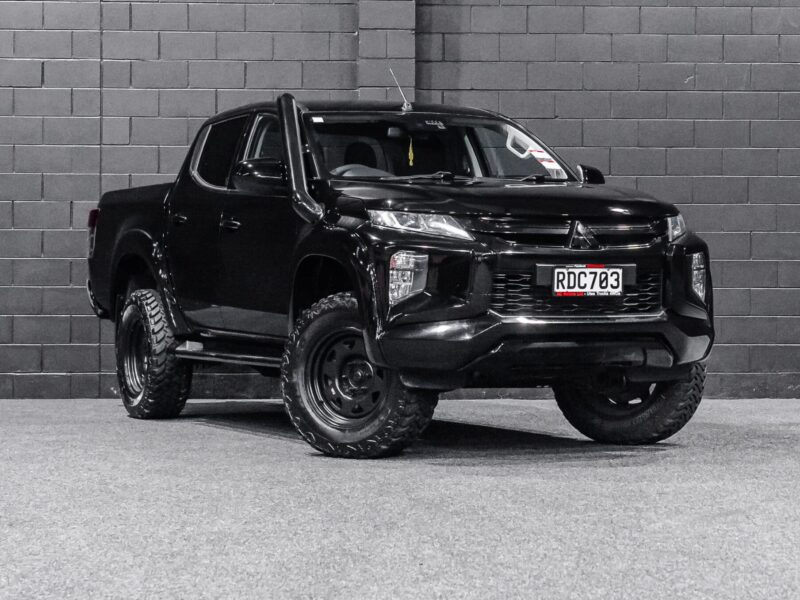 Vehicle Gallery Image