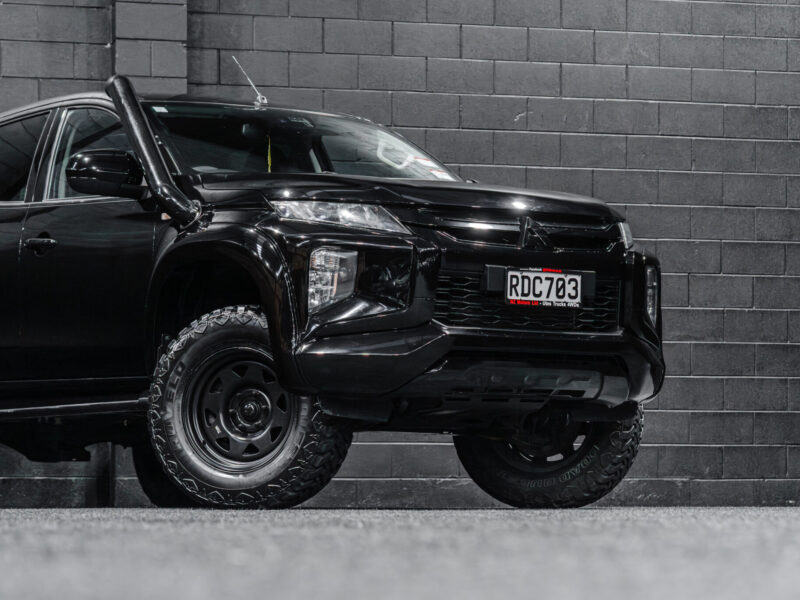 Vehicle Gallery Image
