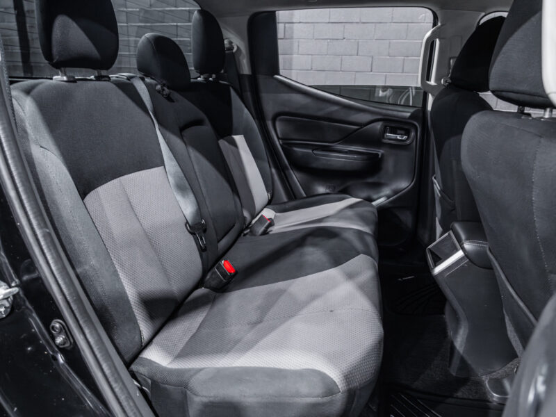 Vehicle Gallery Image