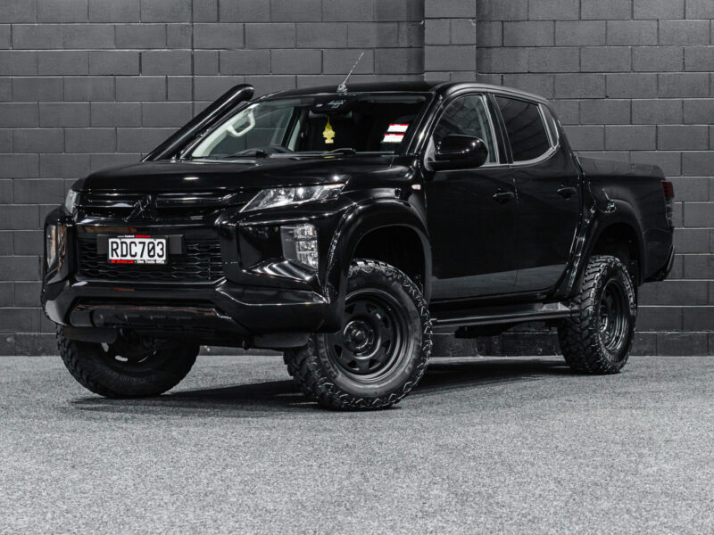 Vehicle Gallery Image
