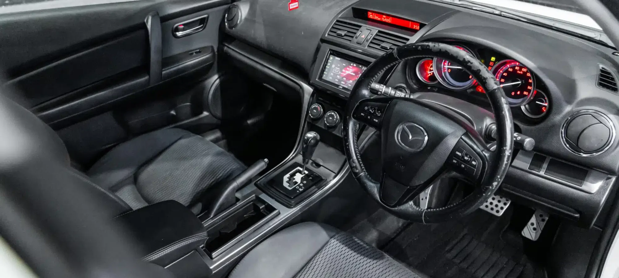 Vehicle Gallery Image