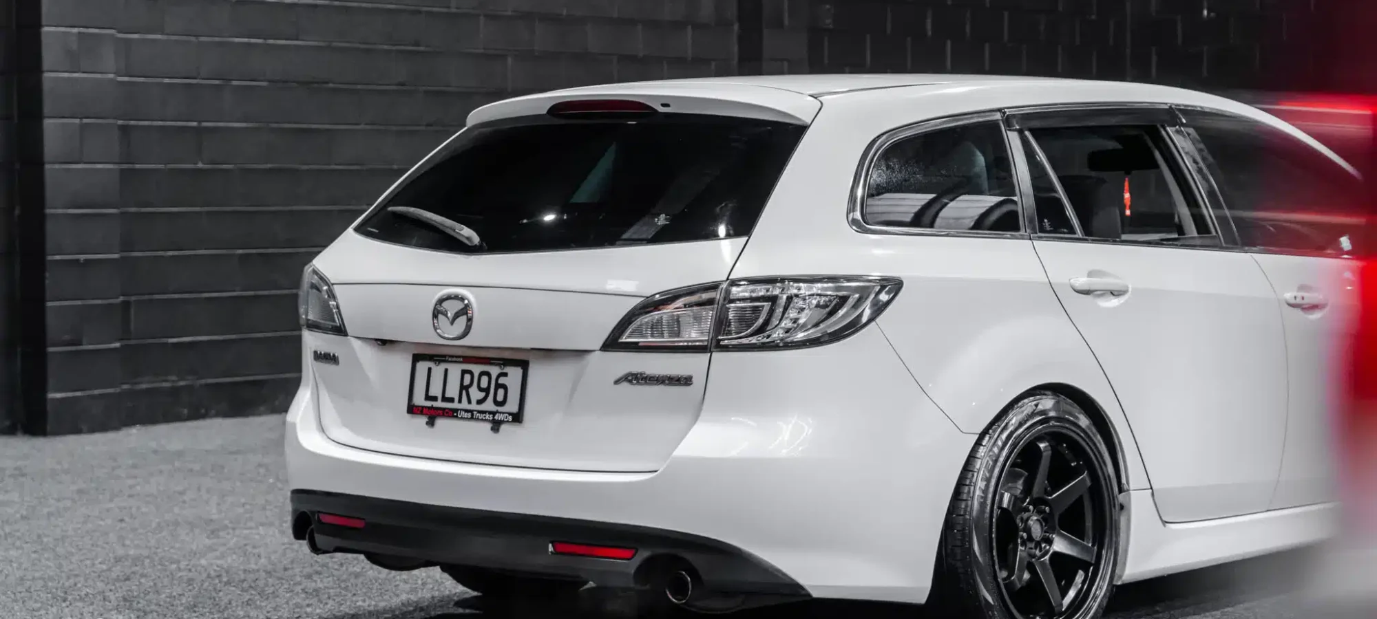 Vehicle Gallery Image
