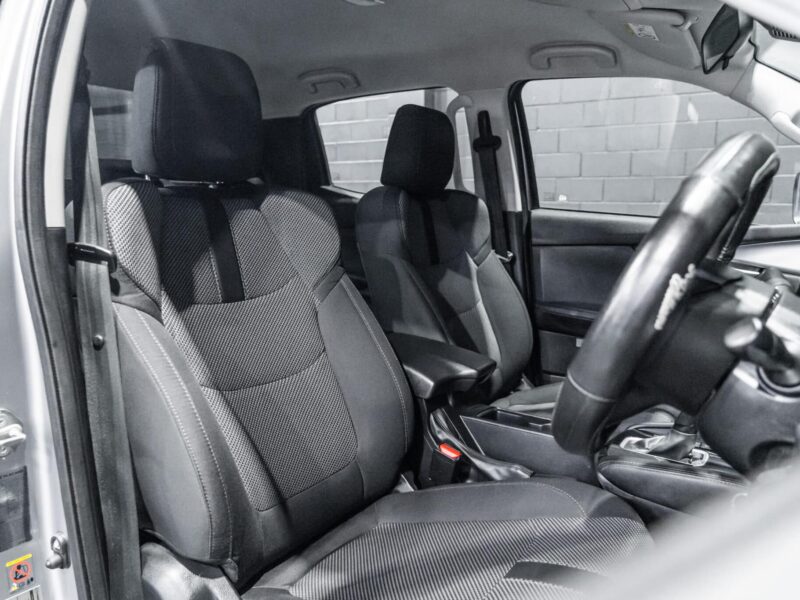Vehicle Gallery Image