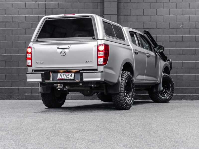 Vehicle Gallery Image