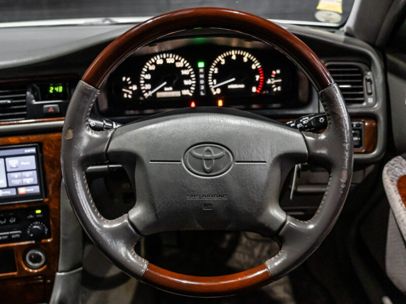 Vehicle Gallery Image