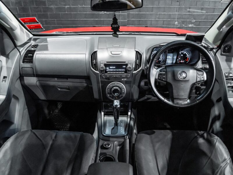 Vehicle Gallery Image
