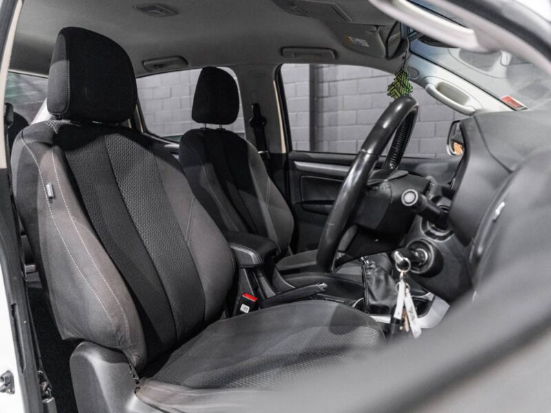 Vehicle Gallery Image