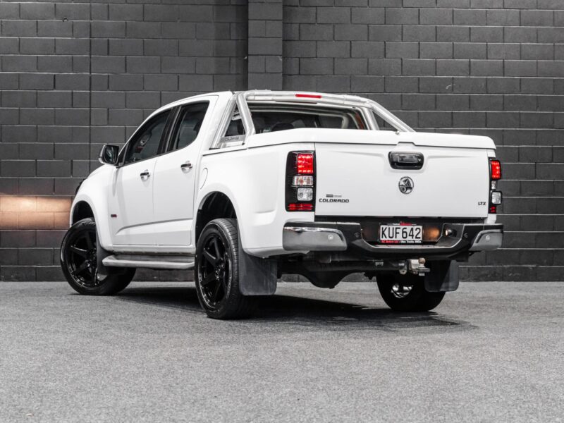 Vehicle Gallery Image