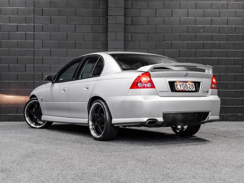 Vehicle Gallery Image
