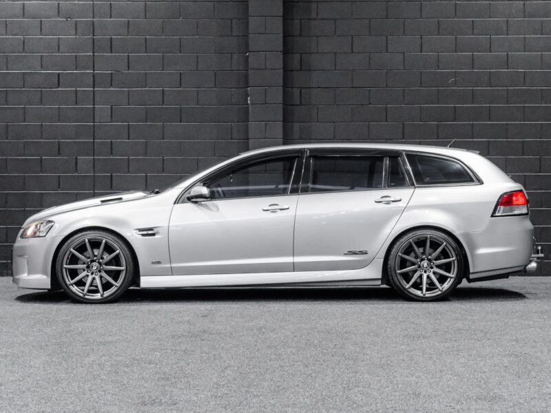 Vehicle Gallery Image
