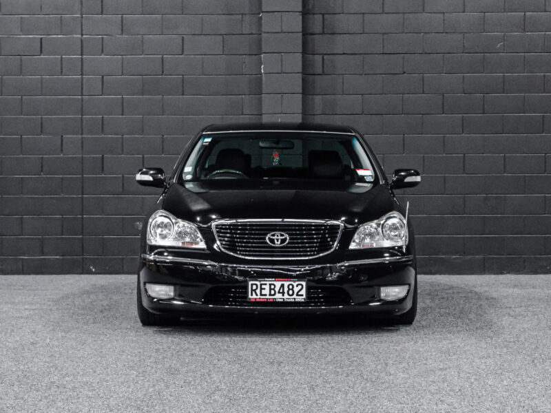 Vehicle Gallery Image