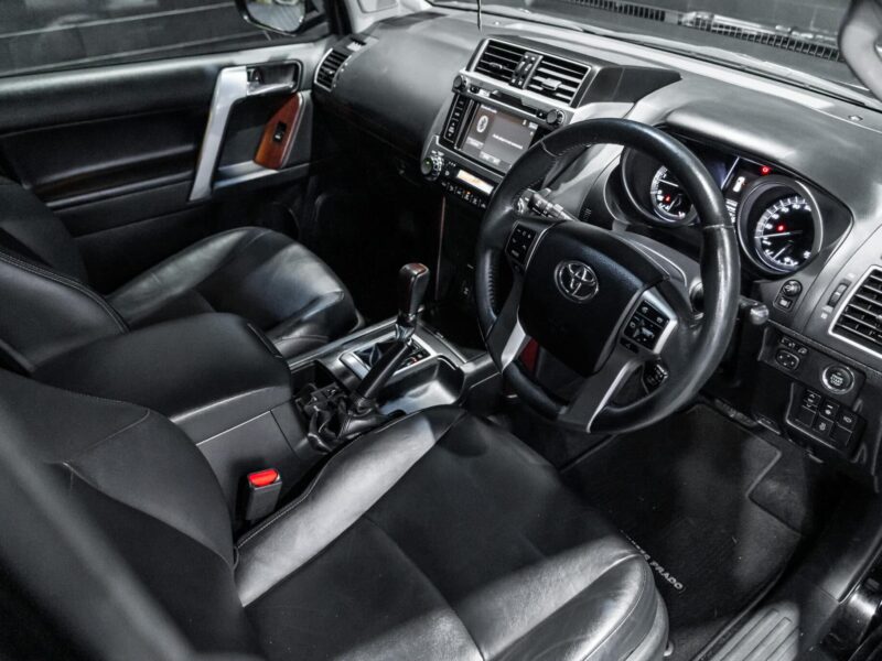Vehicle Gallery Image