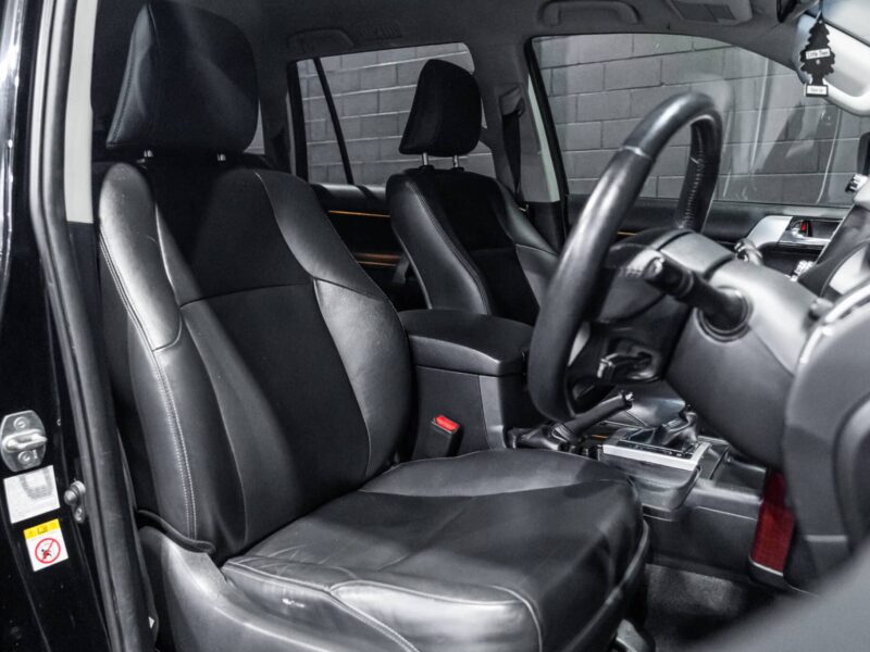 Vehicle Gallery Image