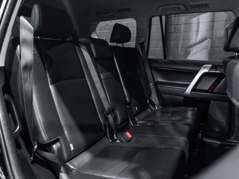 Vehicle Gallery Image