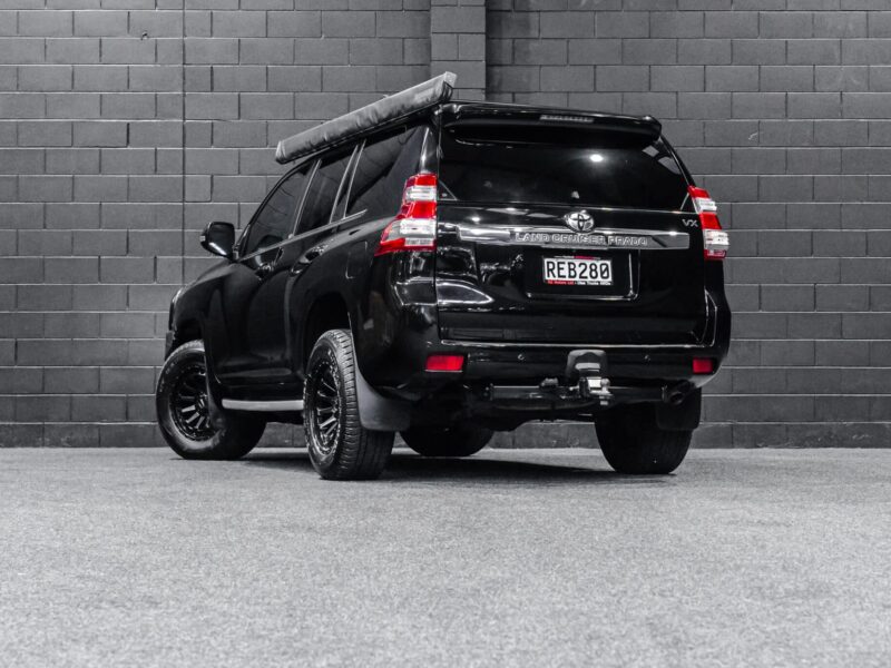 Vehicle Gallery Image