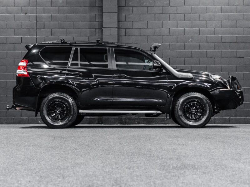 Vehicle Gallery Image