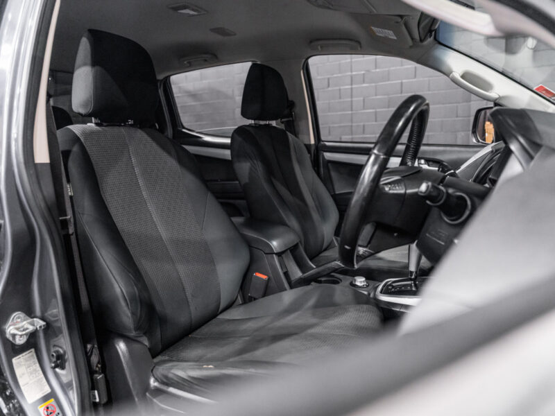 Vehicle Gallery Image