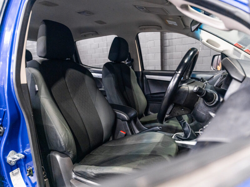 Vehicle Gallery Image