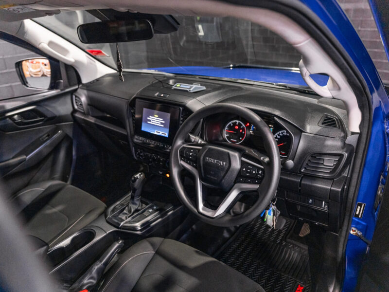Vehicle Gallery Image