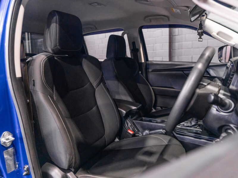 Vehicle Gallery Image