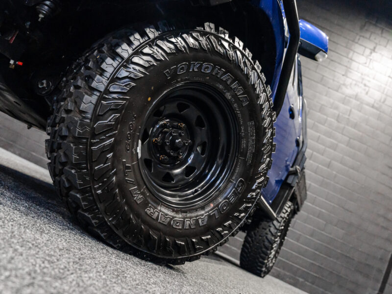 Vehicle Gallery Image