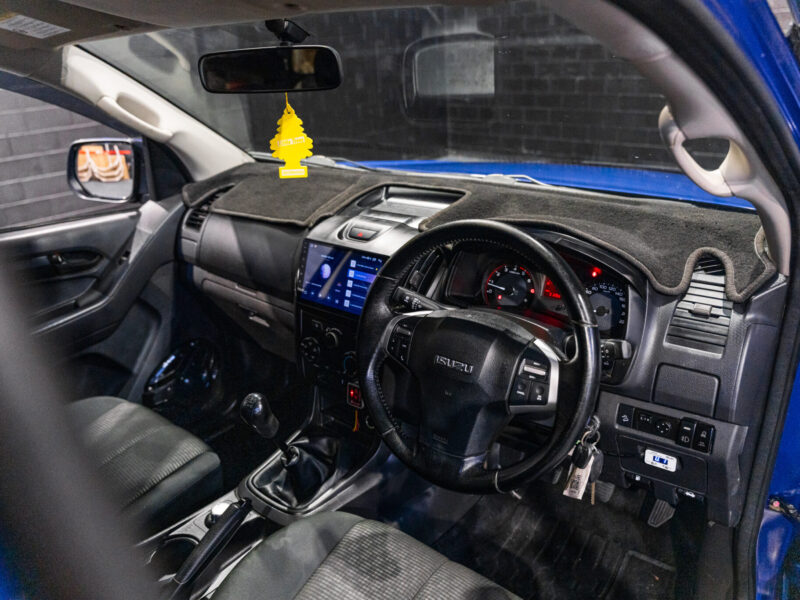 Vehicle Gallery Image