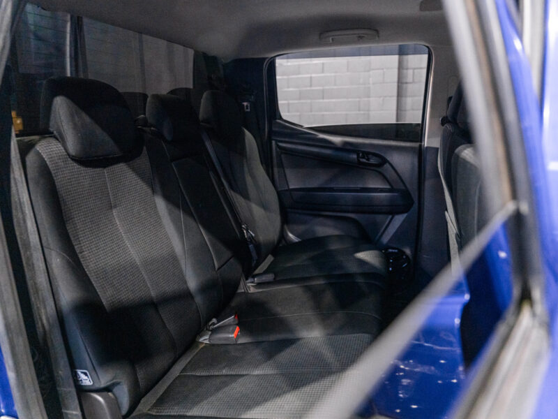 Vehicle Gallery Image