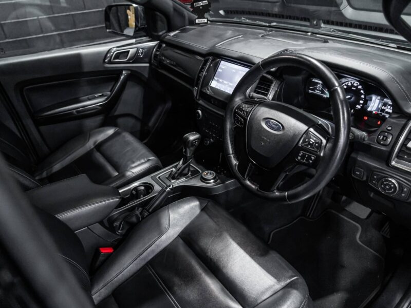 Vehicle Gallery Image