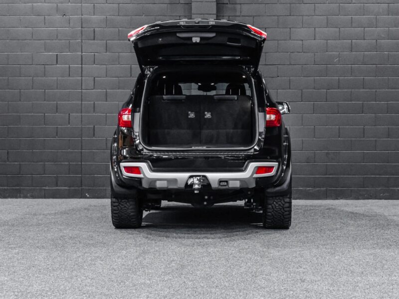 Vehicle Gallery Image