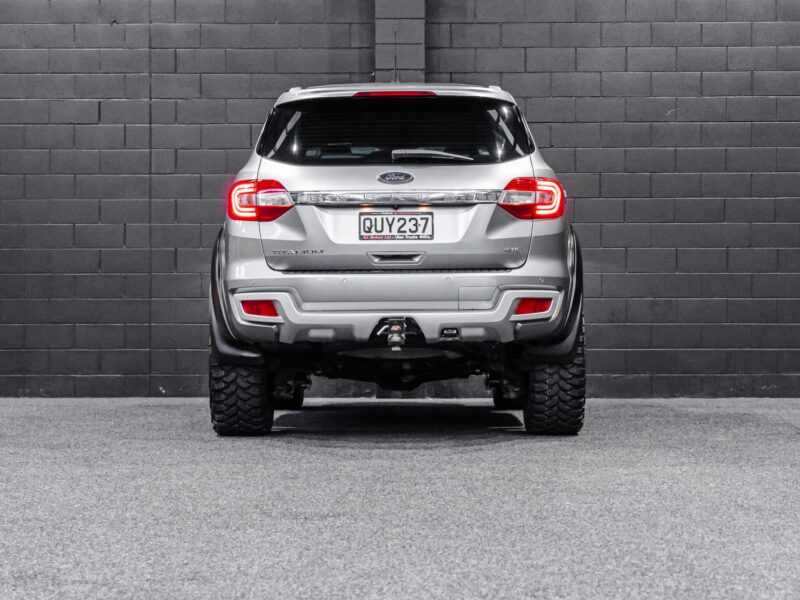 Vehicle Gallery Image