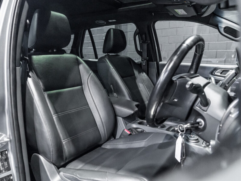 Vehicle Gallery Image
