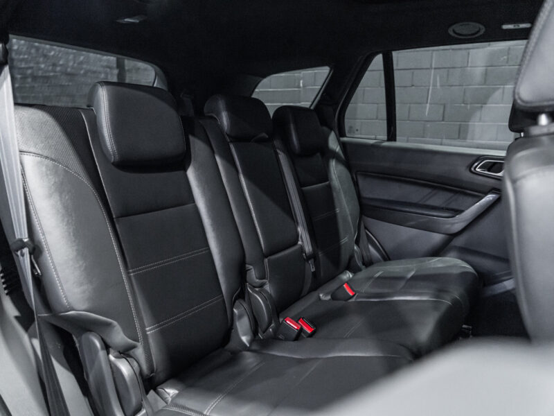Vehicle Gallery Image