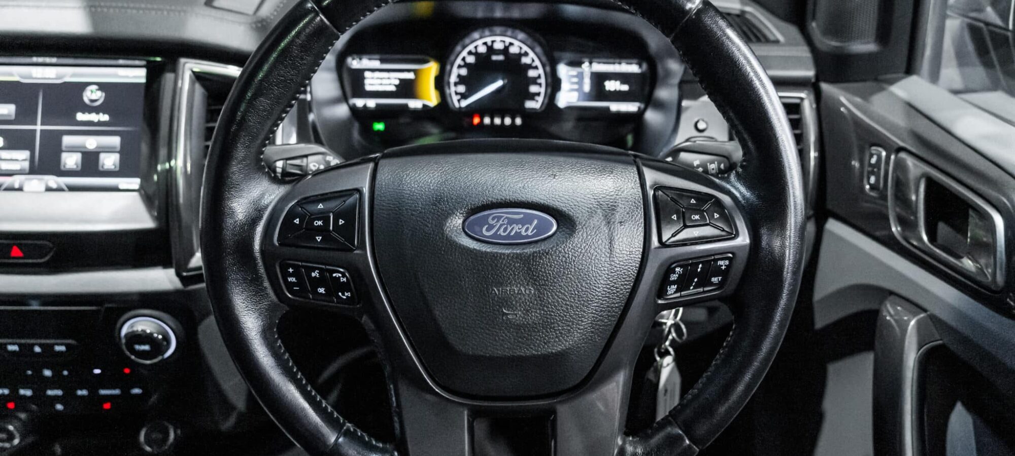 Vehicle Gallery Image